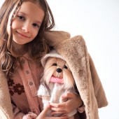 Lucky Yoyo: Модная белая шубка, коробка