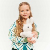 Зайчик белый